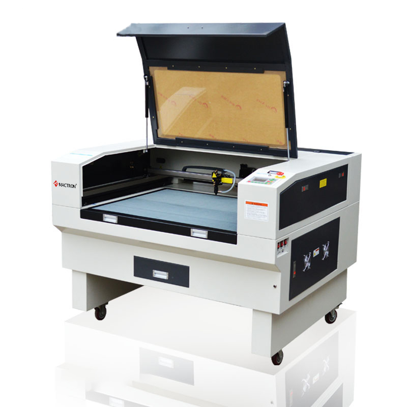 1080 CO2 Laser Cutting Machine 